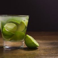 caipirinha koktejl