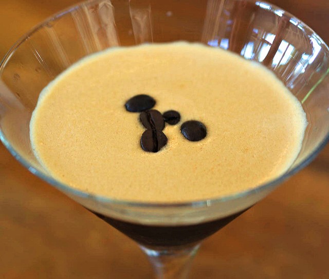 Koktejl espresso martini