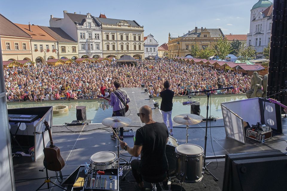 Mělnické vinobraní na náměstí